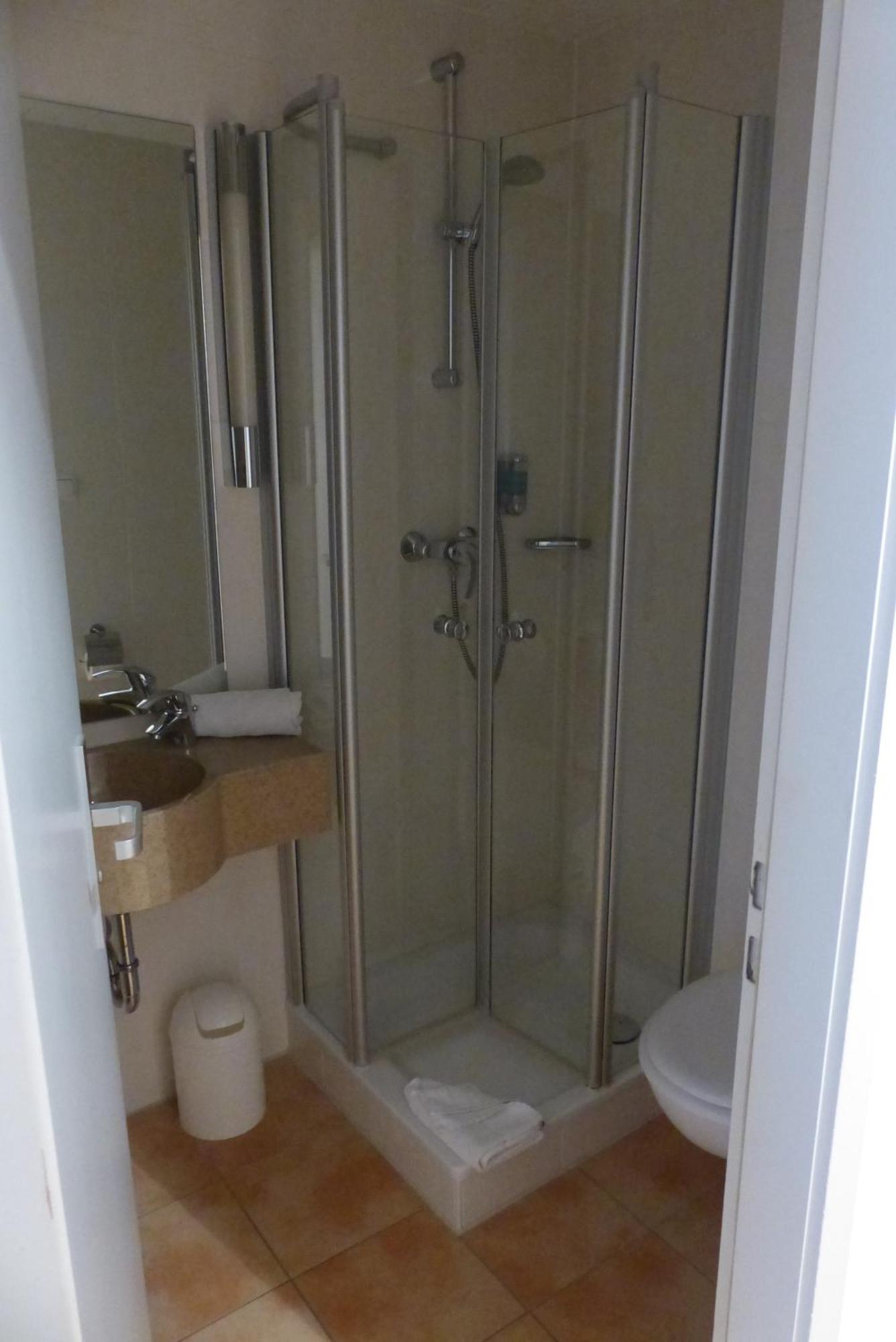 Hotel Herrmann Münsingen エクステリア 写真